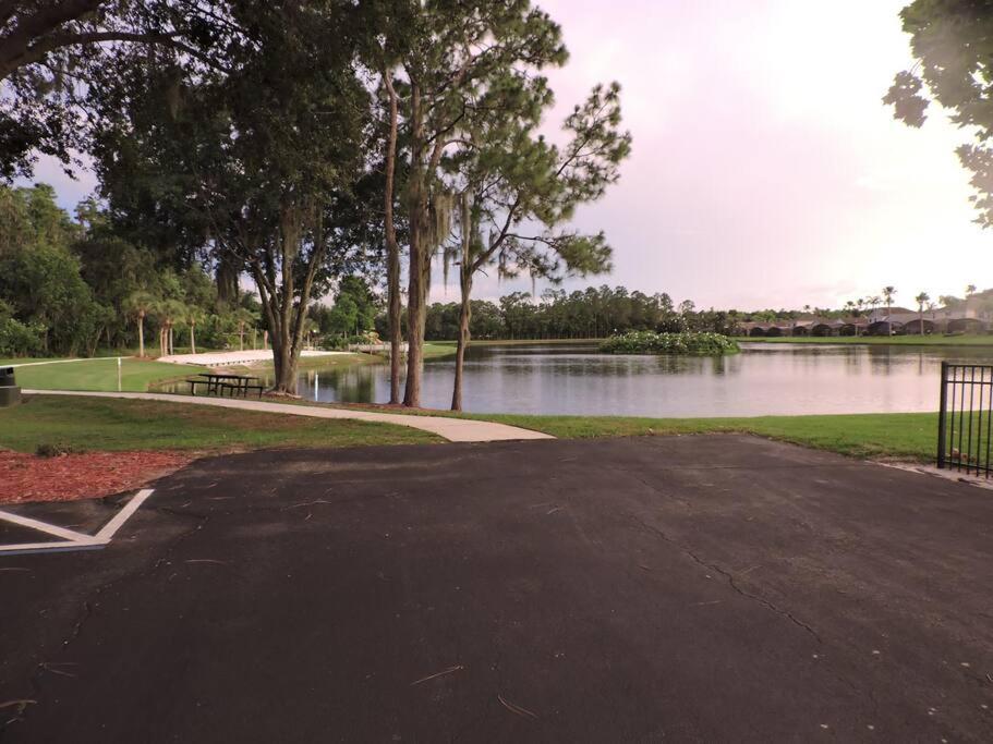 Enchanting Escape 3 Bedroom Minutes From Disney! Киссимми Экстерьер фото