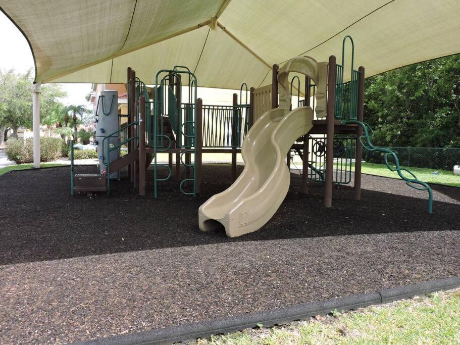 Enchanting Escape 3 Bedroom Minutes From Disney! Киссимми Экстерьер фото